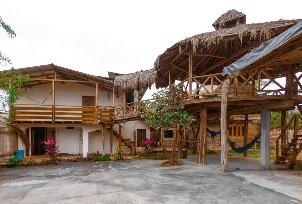 Hostal Tortuga Dorada Puerto López Eksteriør bilde