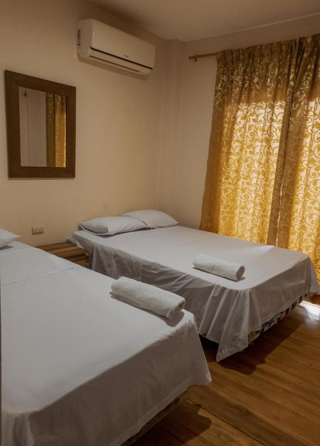 Hostal Tortuga Dorada Puerto López Eksteriør bilde
