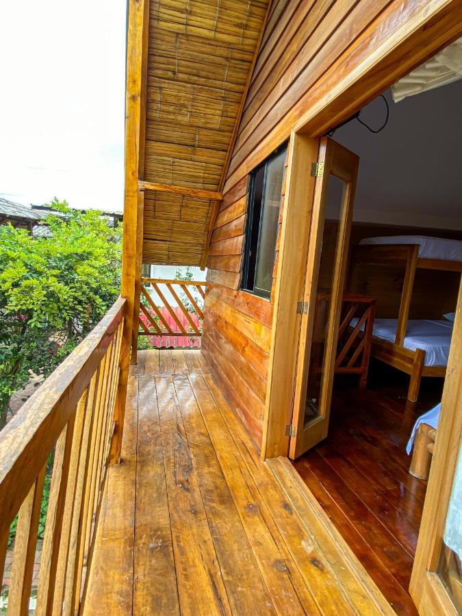 Hostal Tortuga Dorada Puerto López Eksteriør bilde